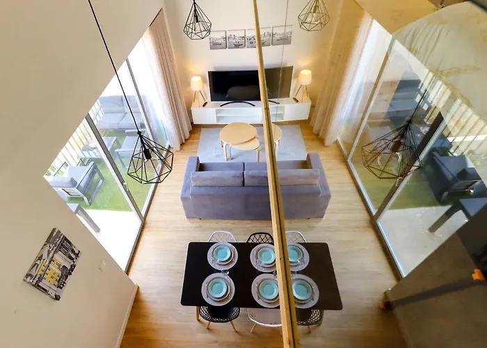 Coutinho - Modern Ap In The Centre With Balcony Апартаменты *